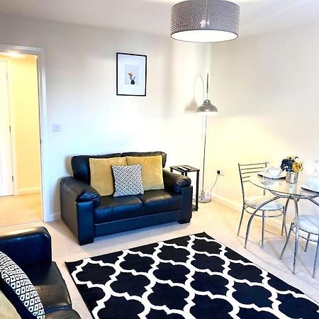 Amazing 2-Bed City Centre Apt With Parking Coventry Extérieur photo