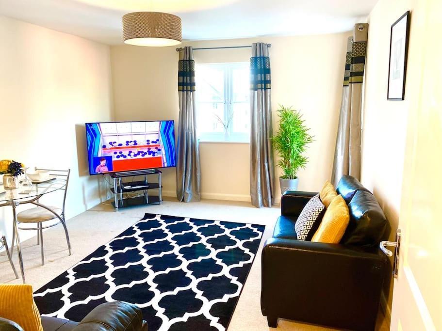 Amazing 2-Bed City Centre Apt With Parking Coventry Extérieur photo