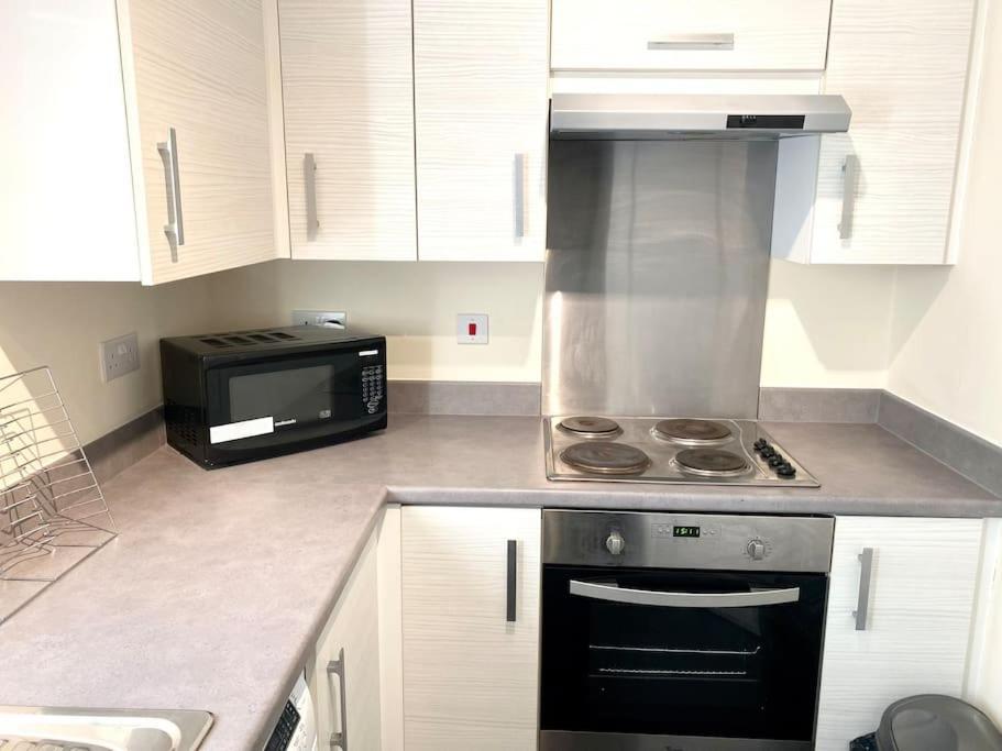 Amazing 2-Bed City Centre Apt With Parking Coventry Extérieur photo