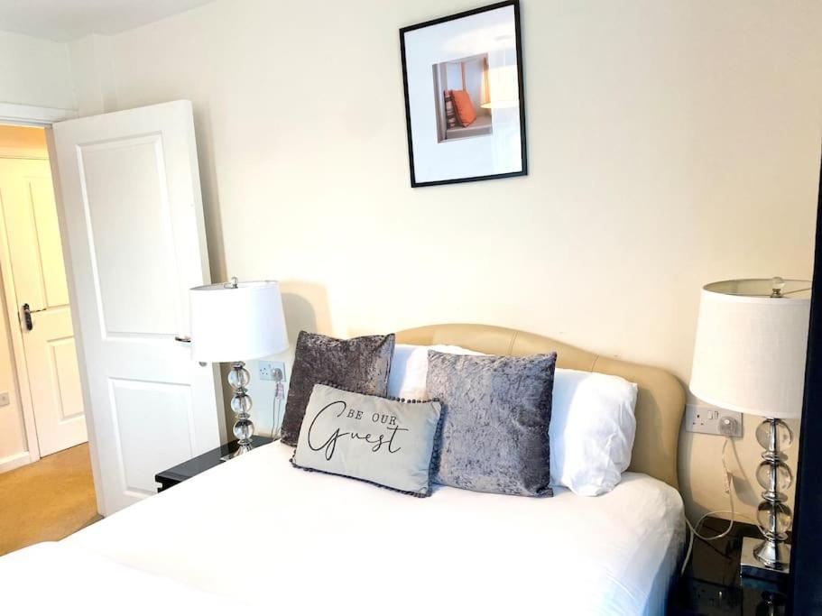 Amazing 2-Bed City Centre Apt With Parking Coventry Extérieur photo